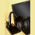 MagniGlow lamp with adjustable magnifying glass